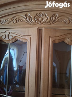 tálalószekrény vagy nappali 