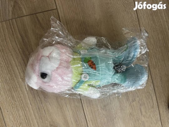 táncoló, zenélő, beszélő Plüss nyuszi