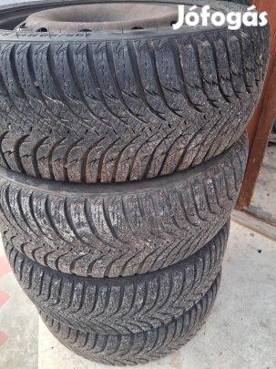 teligumigarnitura elado