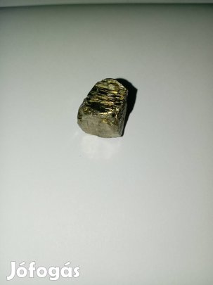 tört ezüst és arany ásvány