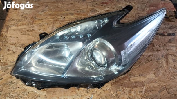 toyota prius 3 bal első fényszóró