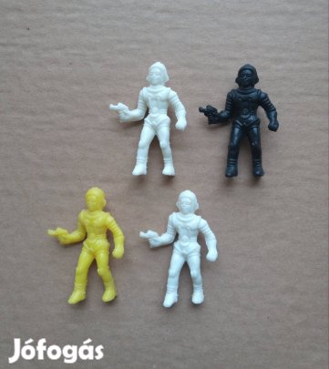 trafikos űrhajós trafikárú asztronauta 4 db egyben