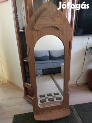 tükör, falra szerelhető