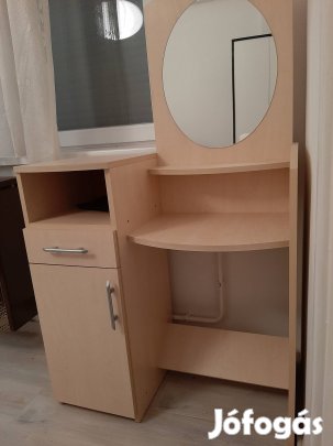 tükrös pipere asztalkas kis szekrény 