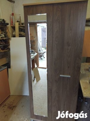 tükrös szekrény 197x80x53cm