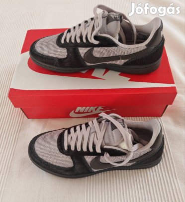 új férfi Nike cipő eladó 