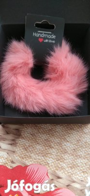 új rózsaszín pihe puha szőrös hajgumi 