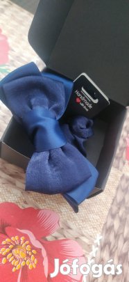 új sötétkék masnis alkalmi szatén scrunchie 