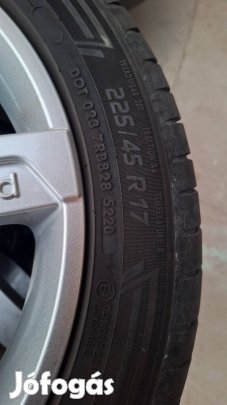 újszerű 17'-es alufelnin garnitura eladó.