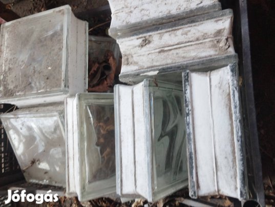 üveg tégla eladó 