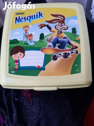 uzsonnás doboz 20x20 cm