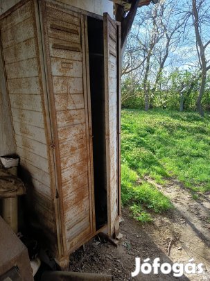 vas szekrény eladó 