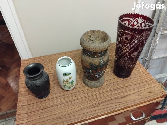 váza vázák üveg porcelán fa