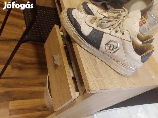 vegyétek meg lécci 