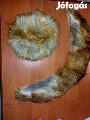 vörösróka kucsma és gallér