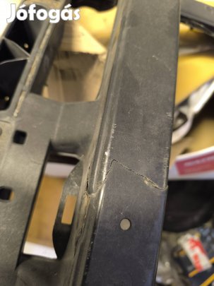 vw polo kereszttartó