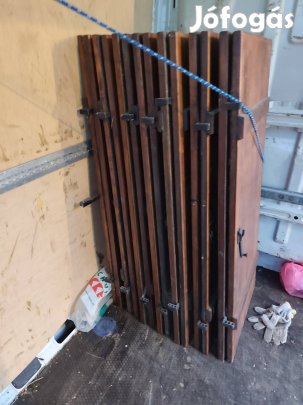 zsalugáteres ablakok