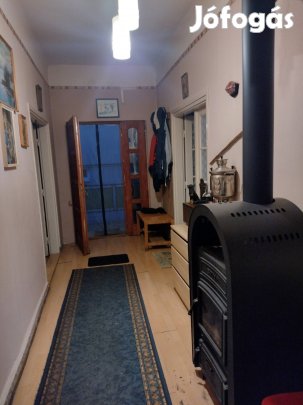 zsambok elado csaladi haz,1500 nm telek